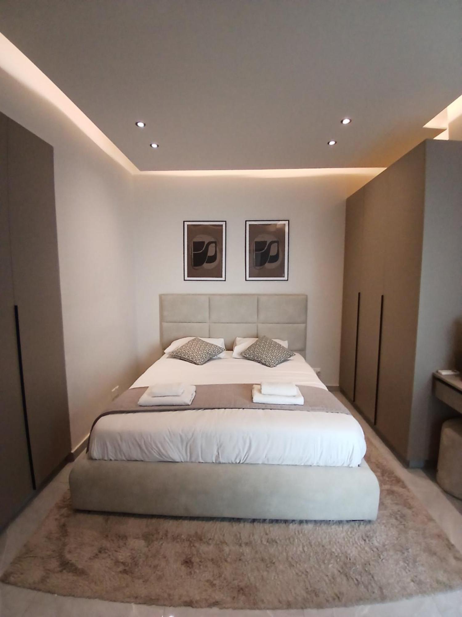 Georgiana Suites Lárnaca Habitación foto
