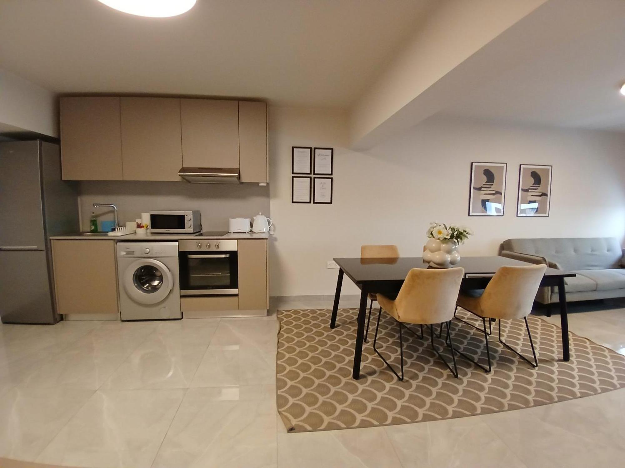 Georgiana Suites Lárnaca Habitación foto
