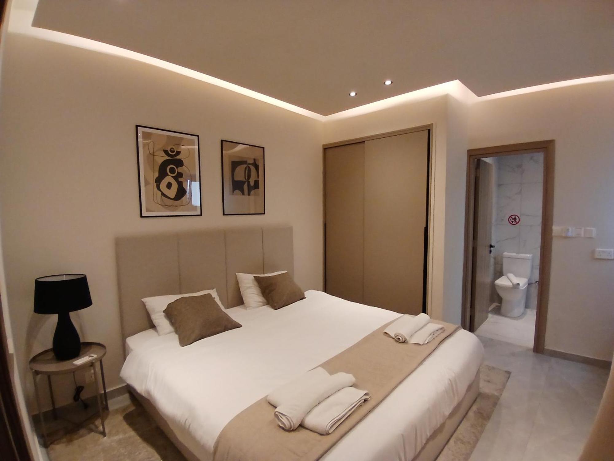 Georgiana Suites Lárnaca Habitación foto